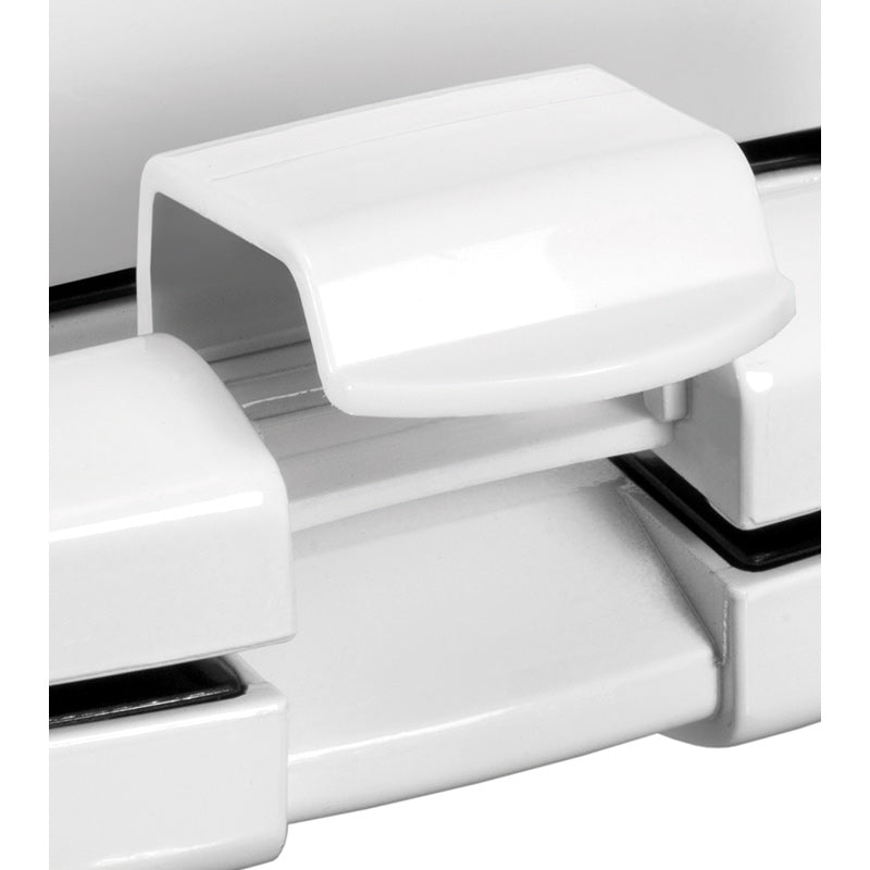 Nahaufnahme des Unold Verschlussclips für SANDWICH-TOASTER American 48421. Zu sehen ist der weiße Kunststoffclip, der für den sicheren Verschluss Ihres Sandwichtoasters sorgt.