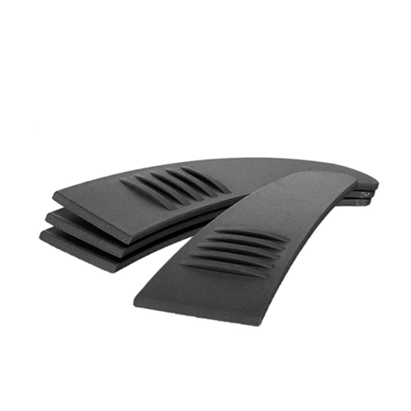 Drei Unold Kunststoff-Spatel, entworfen für die RACLETTE-Modelle 48730, 48735, 48760, 48765 und 48785, sind mit teilweise überlappenden geriffelten Oberflächen auf weißem Hintergrund gestapelt.