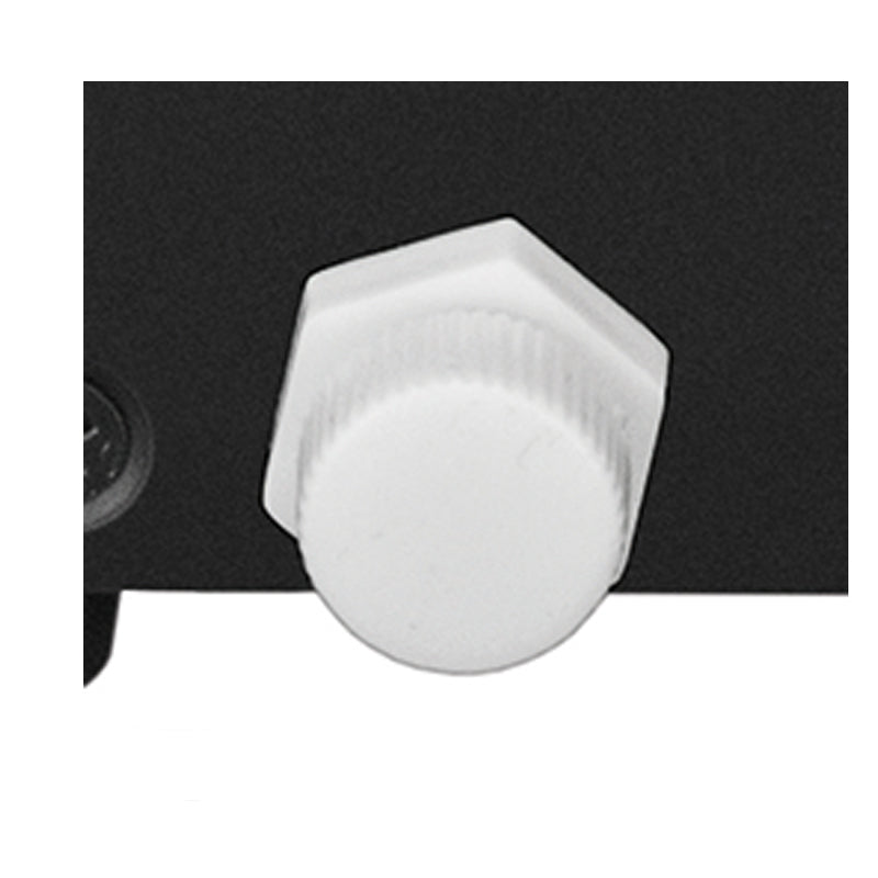 Nahaufnahme der Unold Ablass-Verschlusskappe für EISWÜRFELBEREITER Edel 48955, ein weißer, runder, gerippter Knopf mit sechseckiger Basis, befestigt auf einer schwarzen Oberfläche.