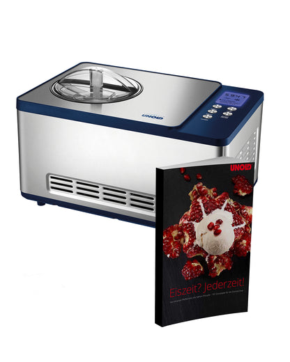 Zur Unold Eismaschine Schuhbeck Exklusiv 1,5 L mit Digitalanzeige gibt es neben einem Rezeptheft ein mit Granatapfelkernen garniertes Dessert.